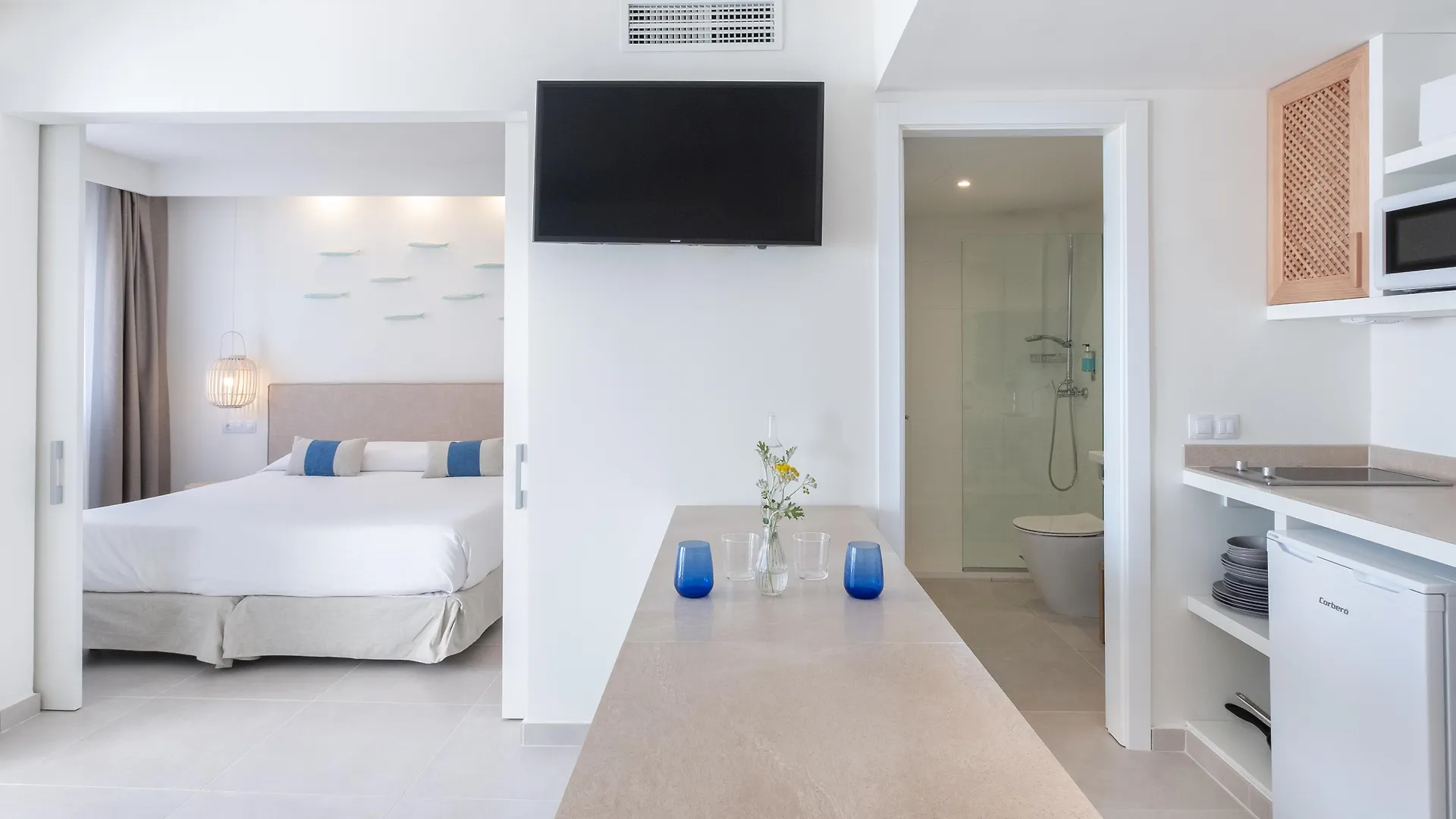 Fergus Style Carema Beach Cala'N Bosch  Aparthotel