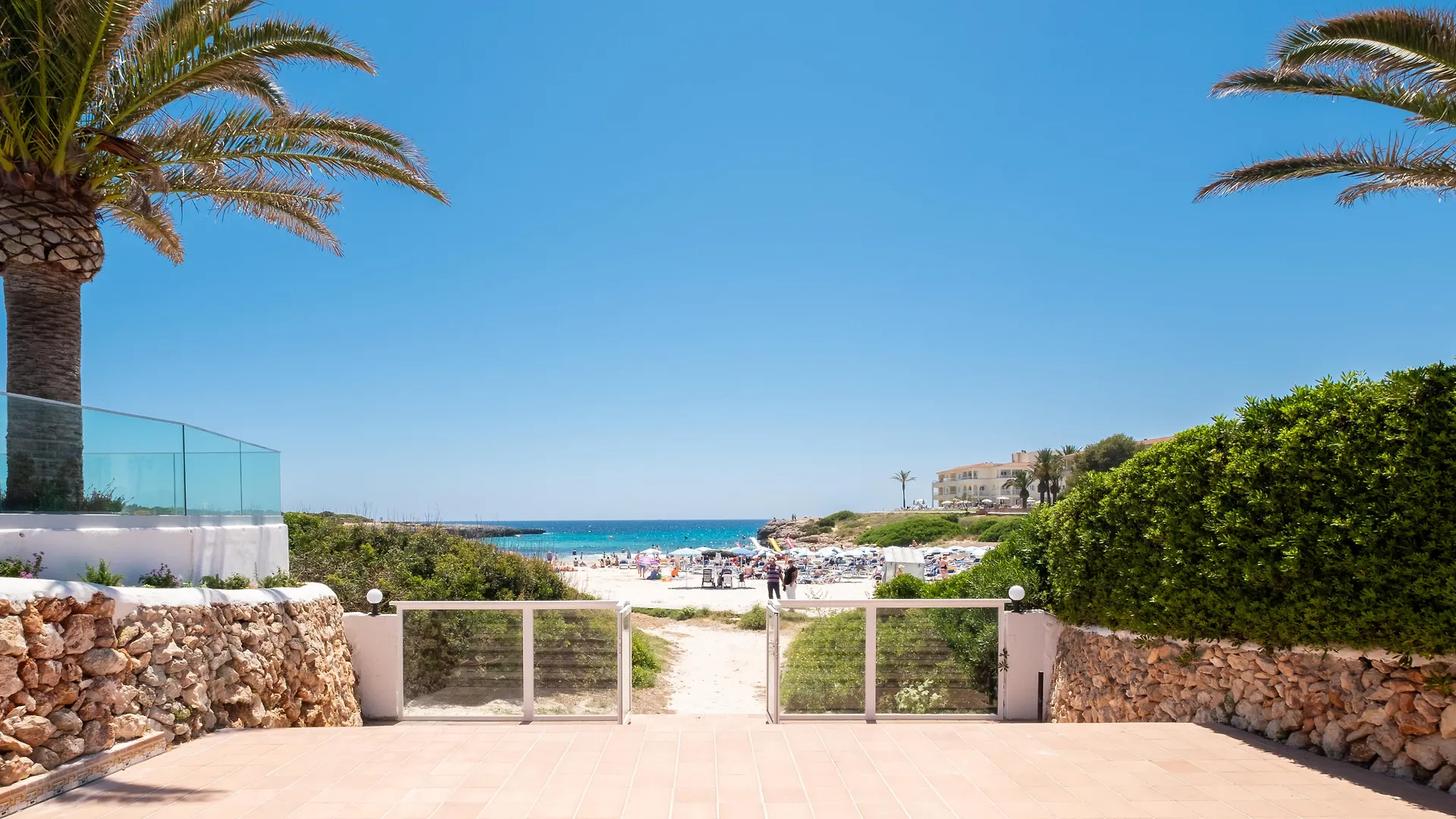 Fergus Style Carema Beach Cala'N Bosch  Aparthotel