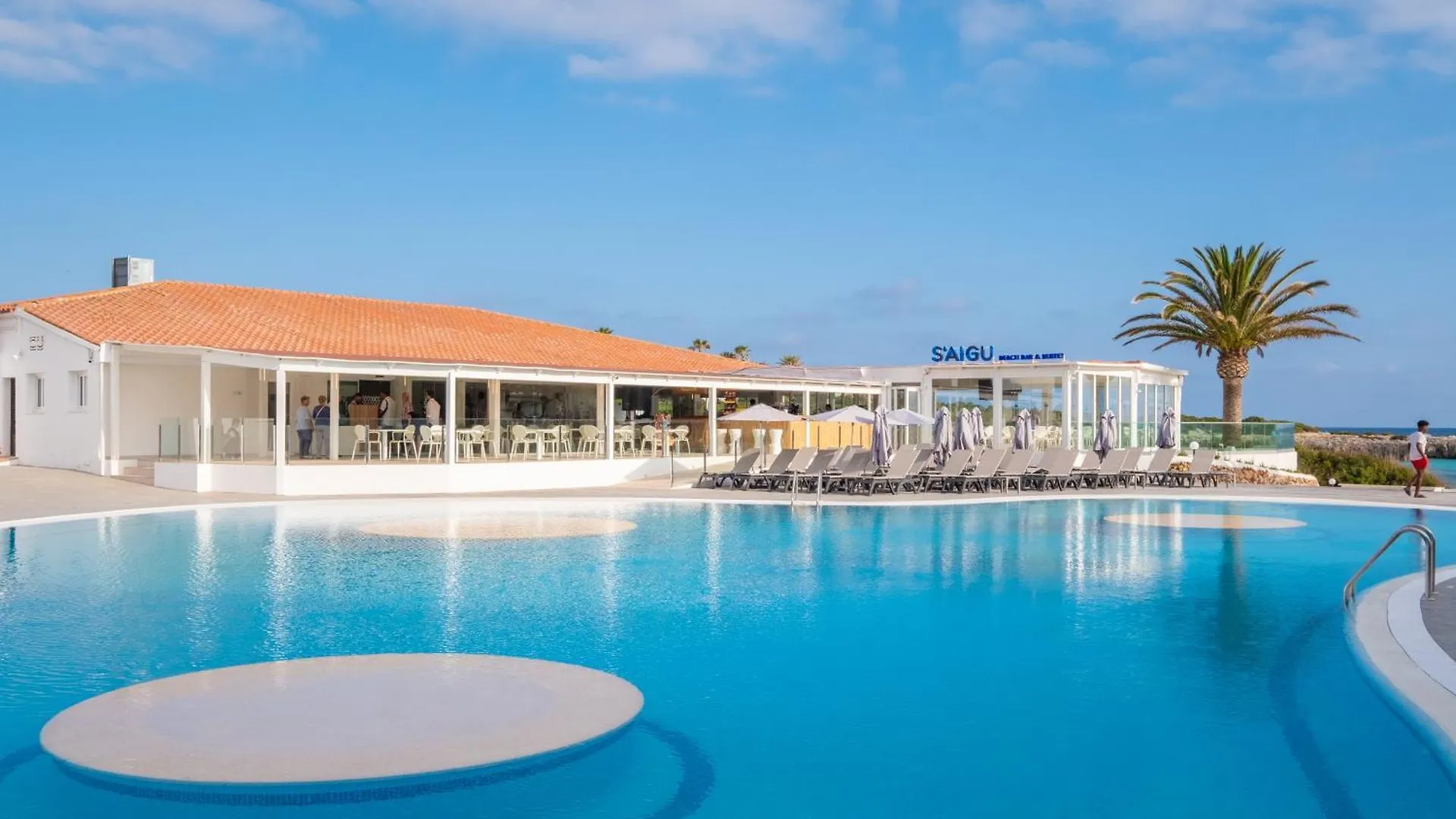 Fergus Style Carema Beach Cala en Bosch